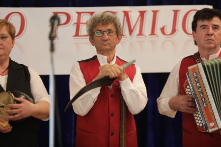 25.2.2024_ljudski pevci in godci trebelno_FOTO_studioPraprotKa192